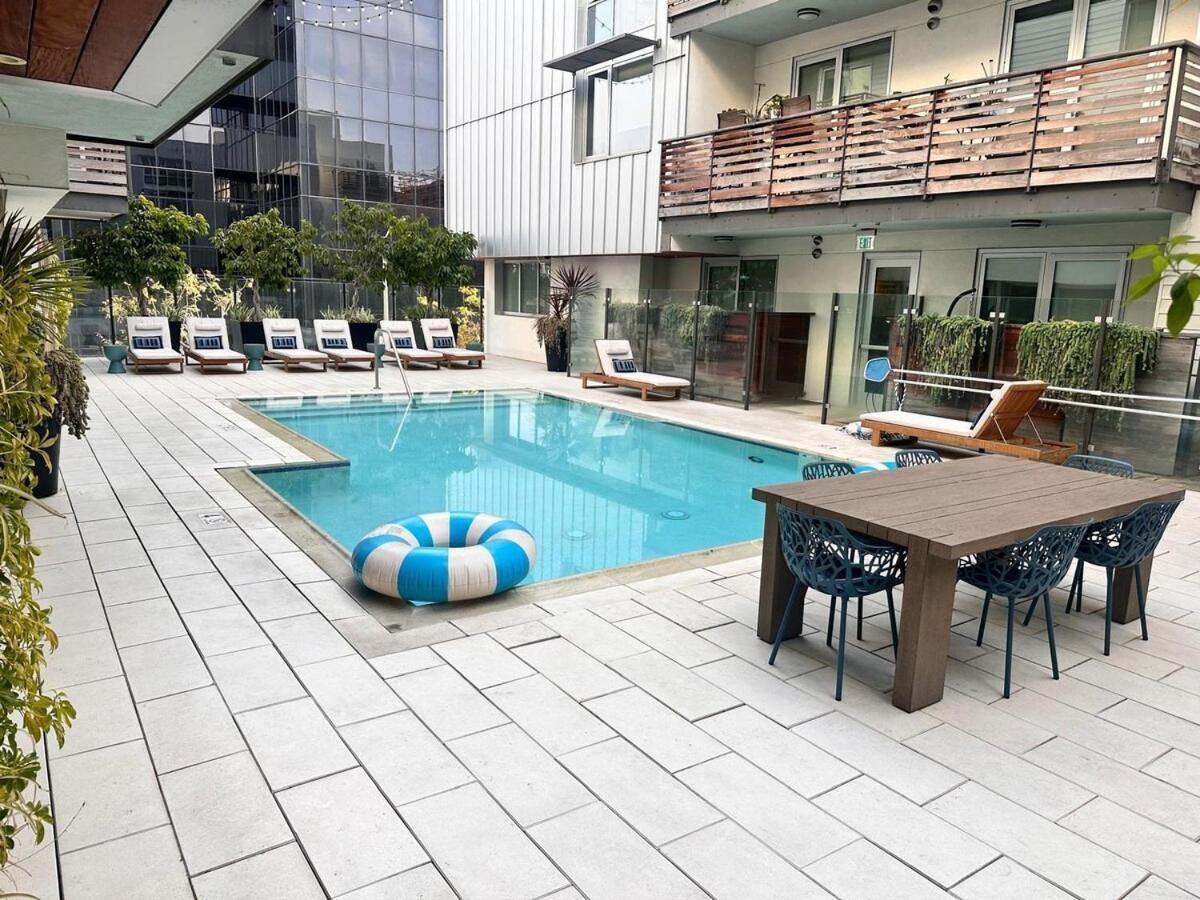 Amethyst Horizon - Stylish Peaceful 2br W Zen Garden View Pool Gym Apartamento Los Ángeles